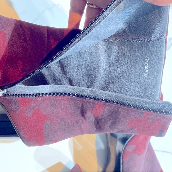 SOLD 🌸3 for $30 NWOT TOPSHOP Velvet Ankle Boots- Size 38 Camo  trendy Heel - Picture 9 of 15